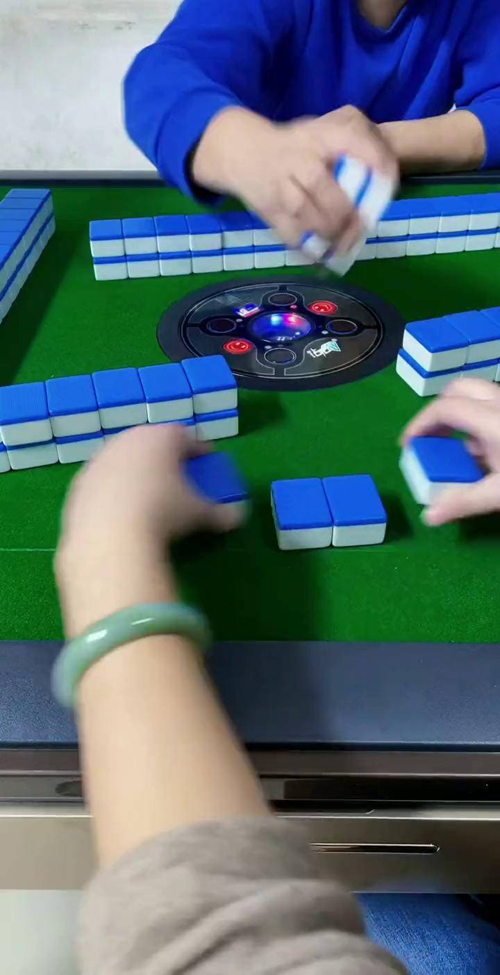 辅助神器“欢乐腾讯麻将开挂？”(作弊)辅助透视教程-第3张图片