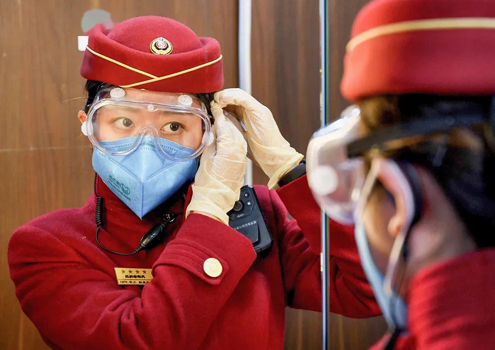 【抗击疫情守住平安,坚守一线抗疫情,守护平安】-第1张图片