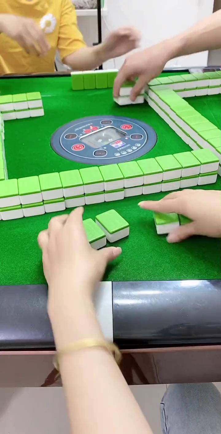辅助神器“欢乐腾讯麻将开挂？”(作弊)辅助透视教程
