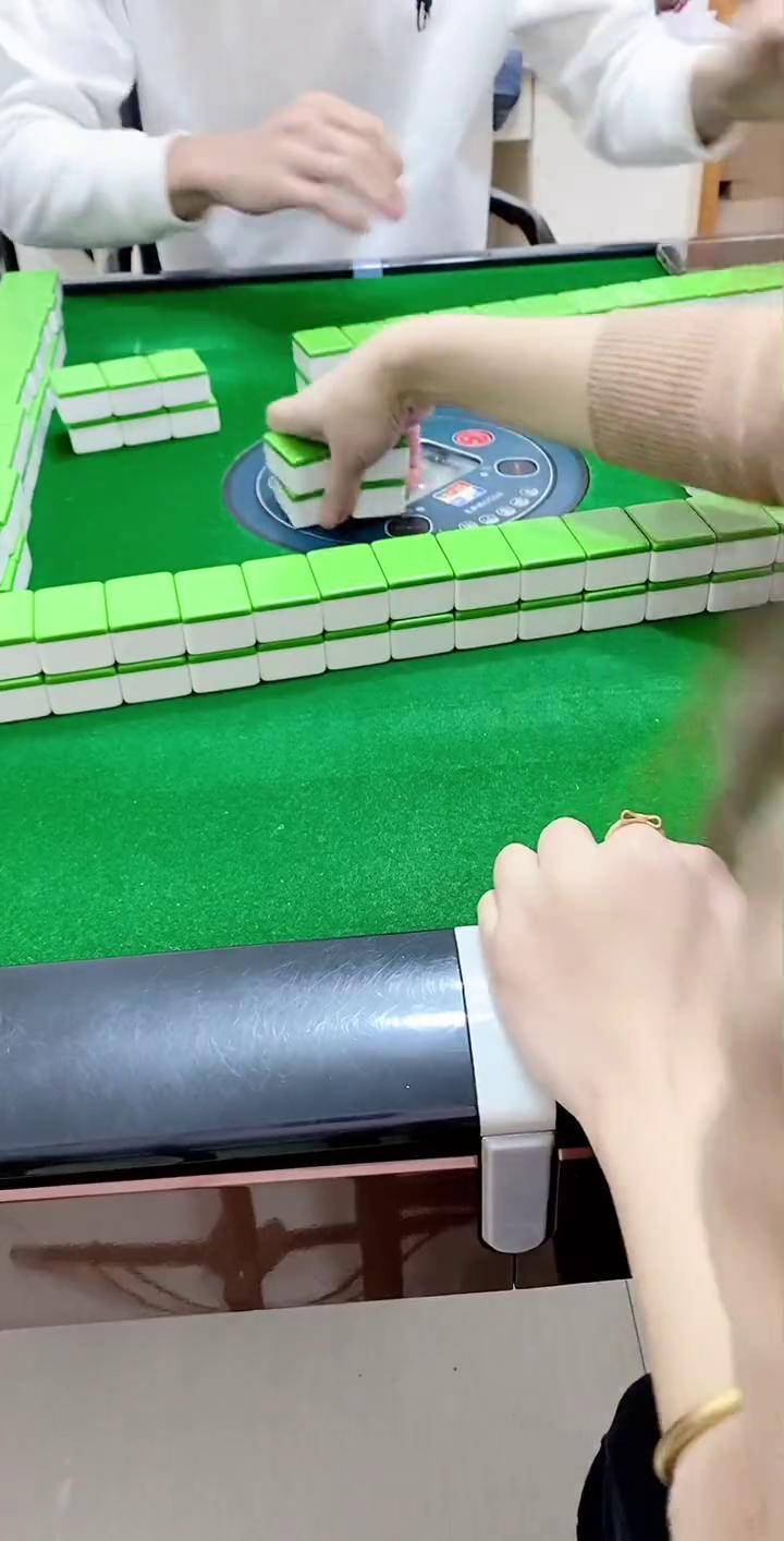 辅助神器“腾讯欢乐麻将如何开挂 	”(辅助神器)开挂详细教程-第2张图片