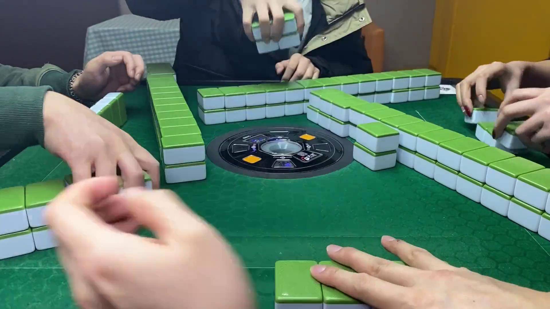 辅助神器“微乐贵阳捉鸡麻将有挂没”(作弊)辅助透视教程
