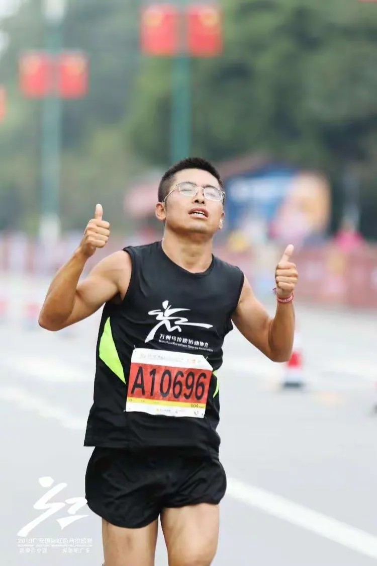 辅助神器“微信多乐跑得快万能开挂器免费版辅助”开挂辅助脚本+详细开挂安装教程