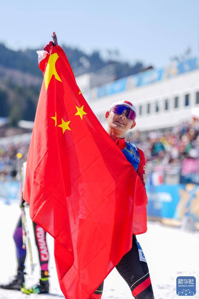 2022年冬残奥会闭幕式旗手,残奥委会会旗-第1张图片