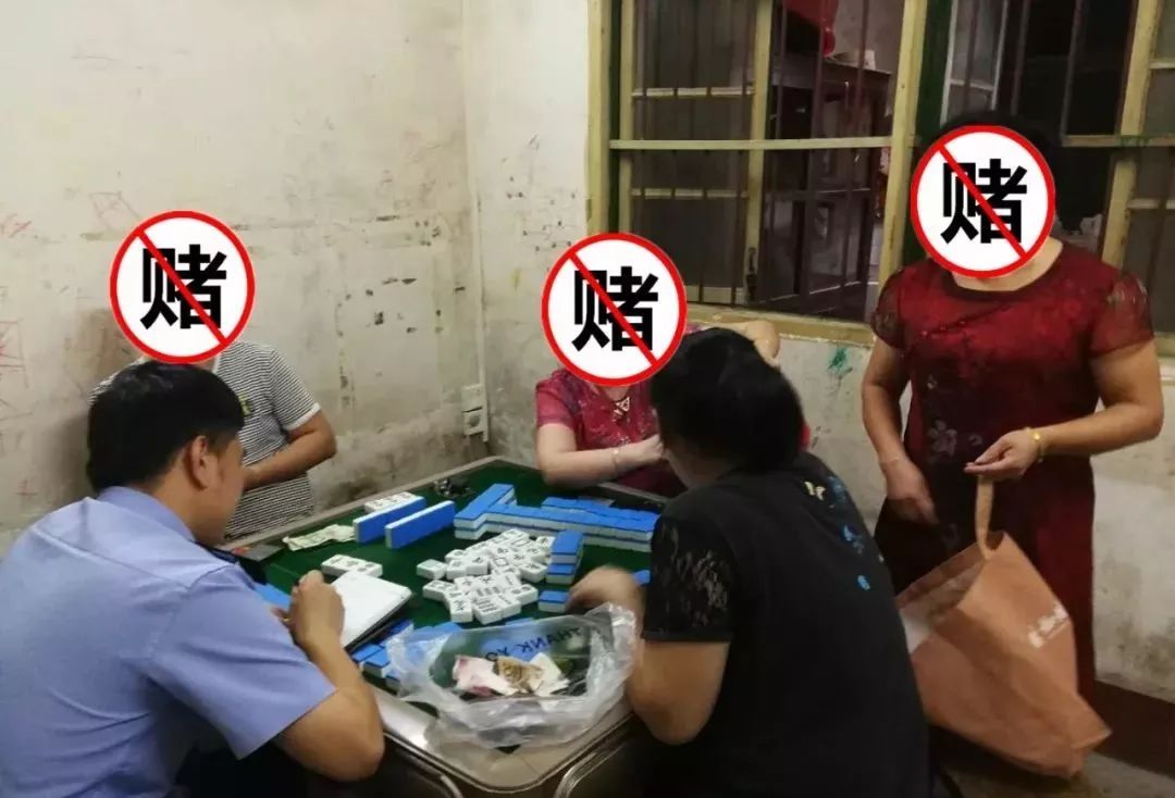 一键必胜“中至赣州麻将开挂神器”科技辅助神器手机版教程-第1张图片