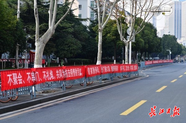 疫情大街没人／疫情期间街上无人的图片
