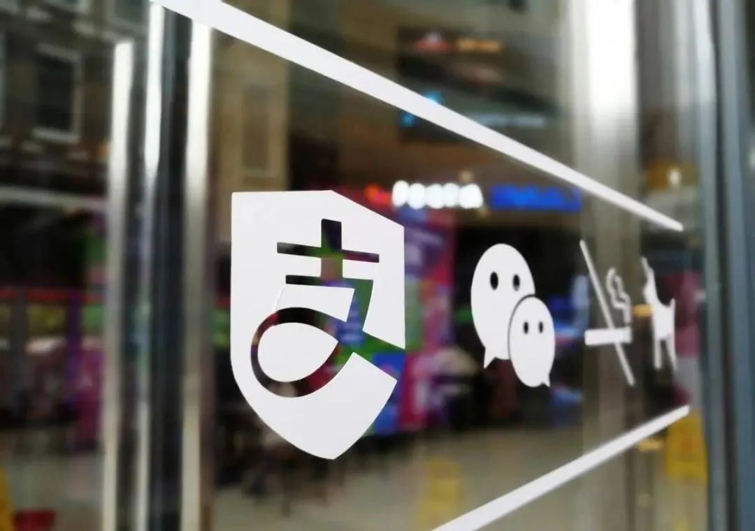 辅助神器“微信中至麻将小程序万能开挂器”详细分享装挂步骤