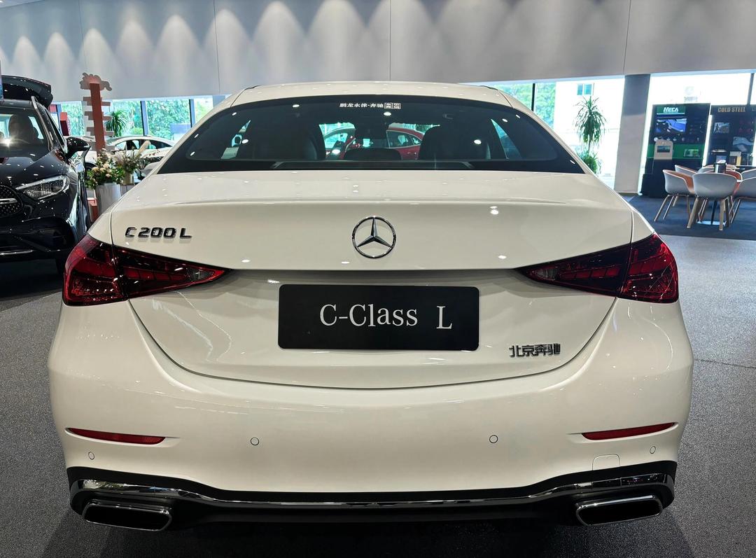 【奔驰c260l费用,c260l奔驰图片】-第2张图片